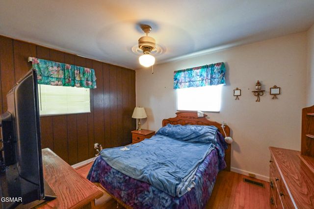 220 Pinedale Street, Maryville, TN 37801
