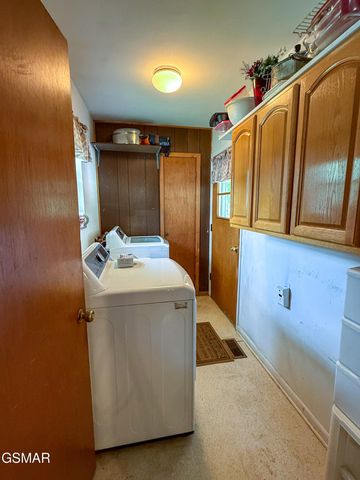 220 Pinedale Street, Maryville, TN 37801