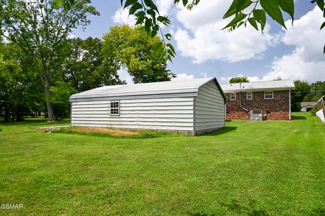 220 Pinedale Street, Maryville, TN 37801