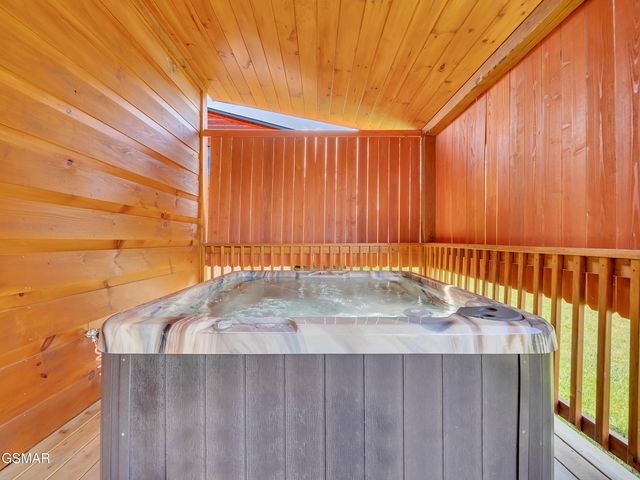 218 Caton Road, Sevierville, TN 37862