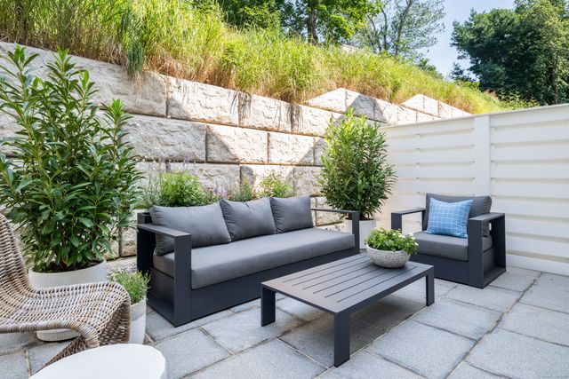 781 Post Road East 104, Westport, CT 06880