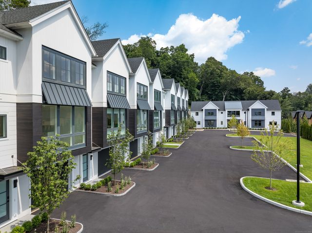 781 Post Road East 104, Westport, CT 06880