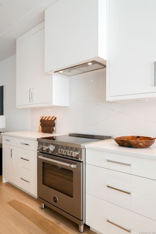 781 Post Road East 104, Westport, CT 06880