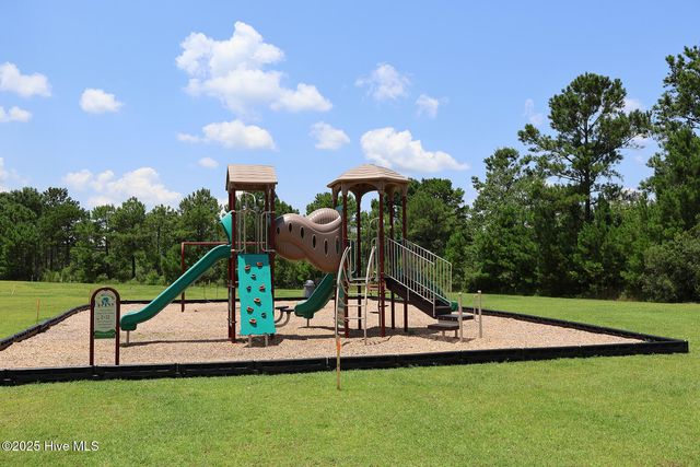 2526 Longleaf Pine Circle, Leland, NC 28451