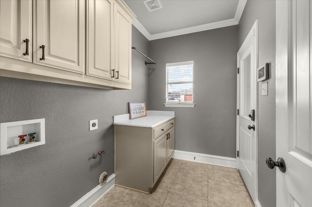 1105 Reata Drive, Weatherford, TX 76087