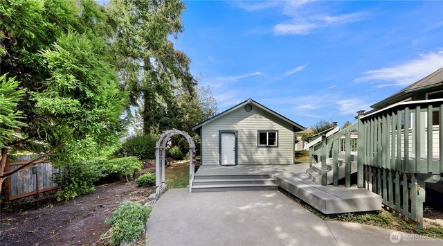 2901 Montgomery Place, Mount Vernon, WA 98274
