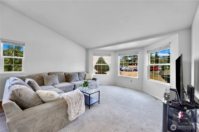 2901 Montgomery Place, Mount Vernon, WA 98274