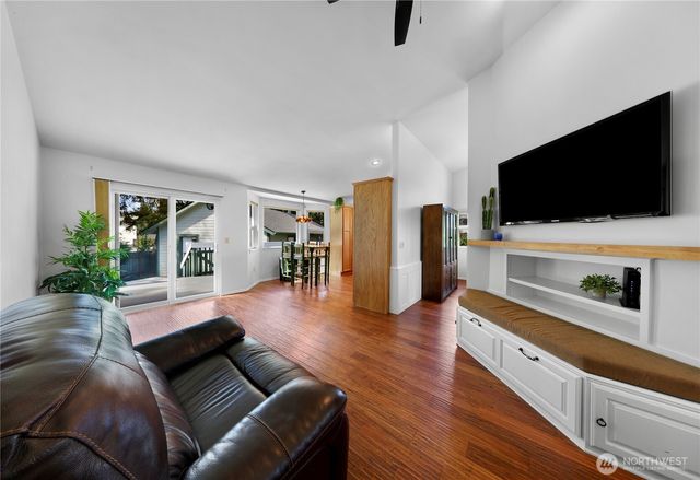 2901 Montgomery Place, Mount Vernon, WA 98274