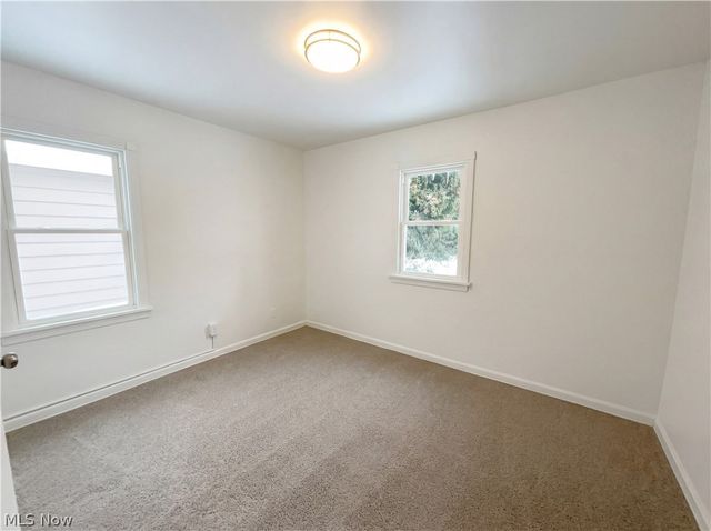 1754 E 236th Street, Euclid, OH 44117