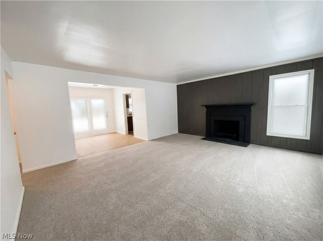 1754 E 236th Street, Euclid, OH 44117