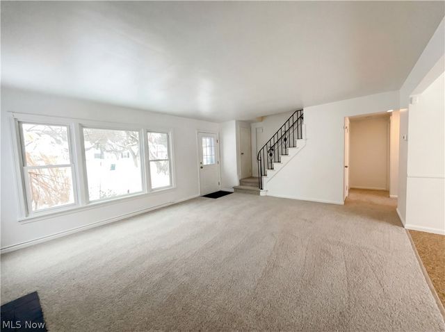 1754 E 236th Street, Euclid, OH 44117