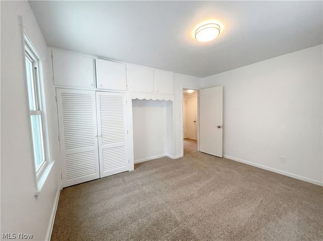 1754 E 236th Street, Euclid, OH 44117