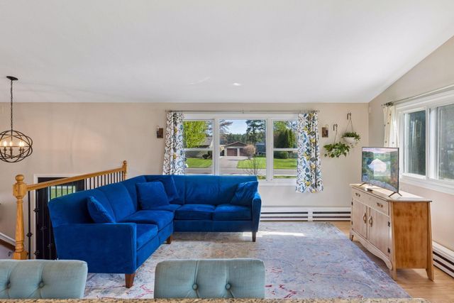 9055 Jamaca Court N, Lake Elmo, MN 55042