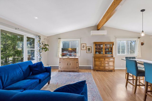 9055 Jamaca Court N, Lake Elmo, MN 55042