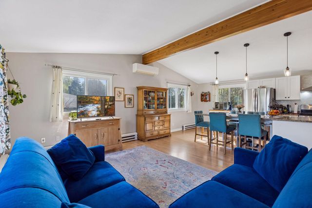 9055 Jamaca Court N, Lake Elmo, MN 55042