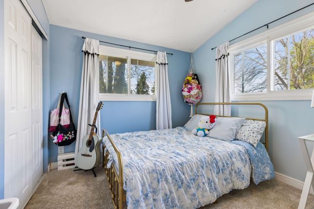9055 Jamaca Court N, Lake Elmo, MN 55042
