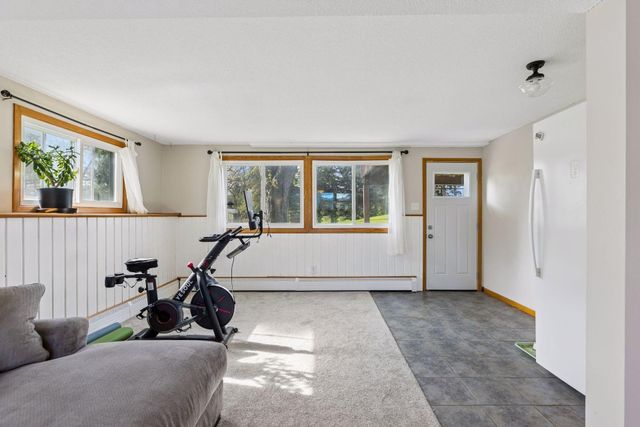 9055 Jamaca Court N, Lake Elmo, MN 55042