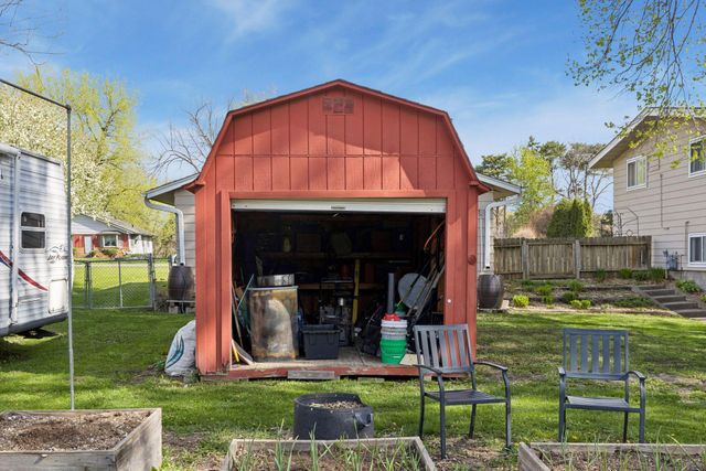 9055 Jamaca Court N, Lake Elmo, MN 55042