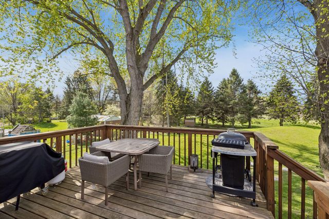 9055 Jamaca Court N, Lake Elmo, MN 55042