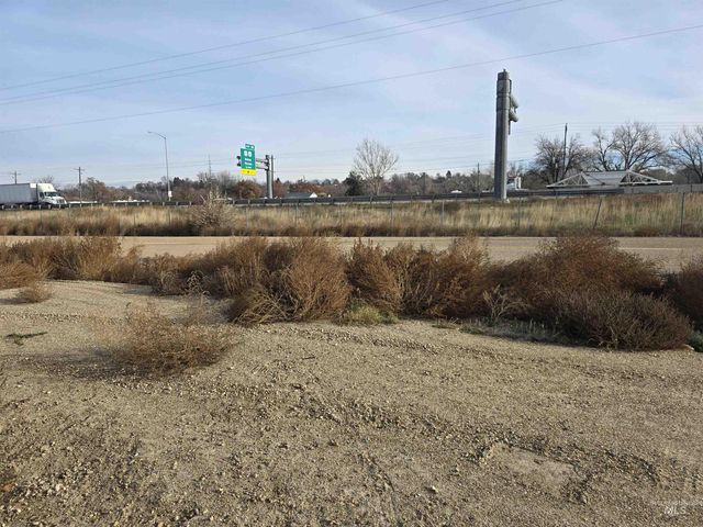 21451 & 21677 Chicago St, Caldwell, ID 83607