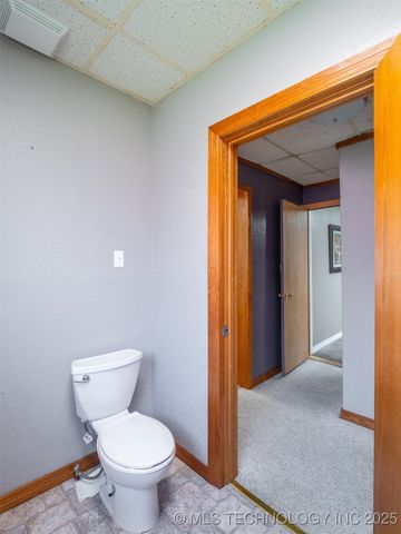 426 E Wyandotte, Mcalester, OK 74501