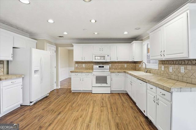 2820 Wadley Lane, Dacula, GA 30019