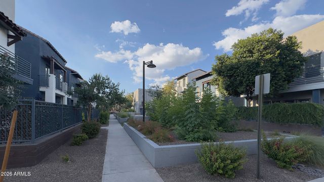 615 E PORTLAND Street 106, Phoenix, AZ 85004