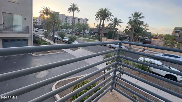 615 E PORTLAND Street 106, Phoenix, AZ 85004