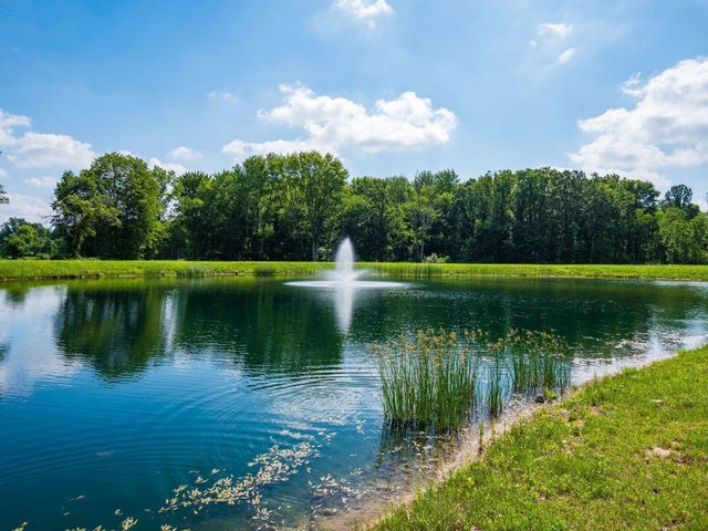 326 Mannaseh Drive W, Granville, OH 43023