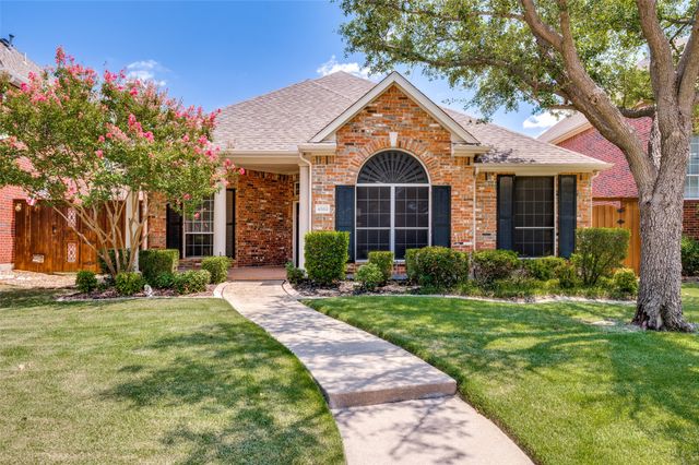 4582 ROCK CREEK Lane, Frisco, TX 75034