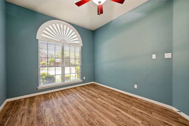 4582 ROCK CREEK Lane, Frisco, TX 75034