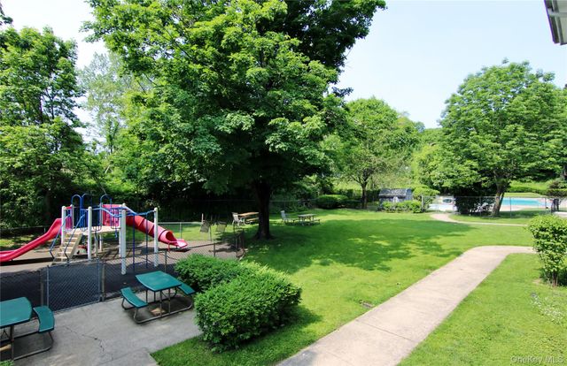 71 Avon Circle D, Rye Brook, NY 10573