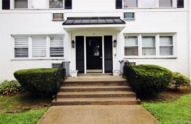 71 Avon Circle D, Rye Brook, NY 10573