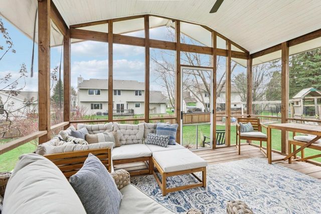 609 Worthington Way, Waunakee, WI 53597