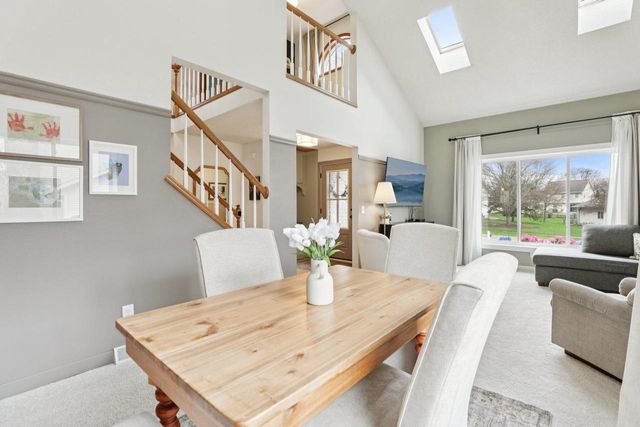 609 Worthington Way, Waunakee, WI 53597