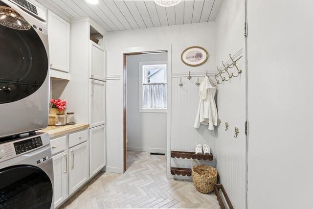 609 Worthington Way, Waunakee, WI 53597