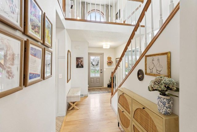 609 Worthington Way, Waunakee, WI 53597