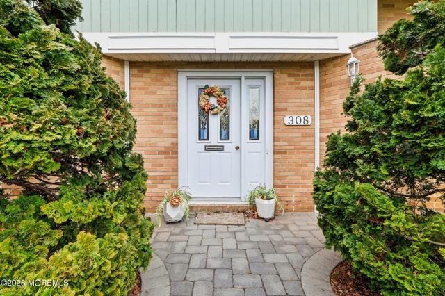 308 Lincoln Drive, Ocean Twp, NJ 07712