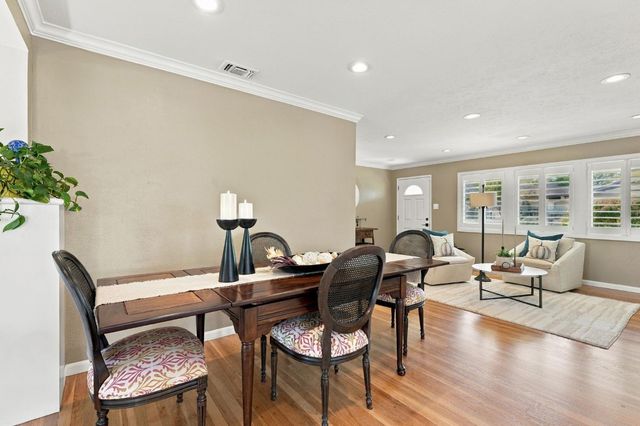 3825 Lynwood Way, Sacramento, CA 95864