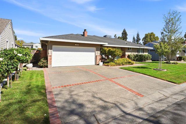 3825 Lynwood Way, Sacramento, CA 95864