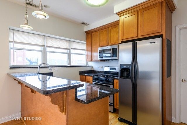 2836 N Dawson Avenue 3W, Chicago, IL 60618