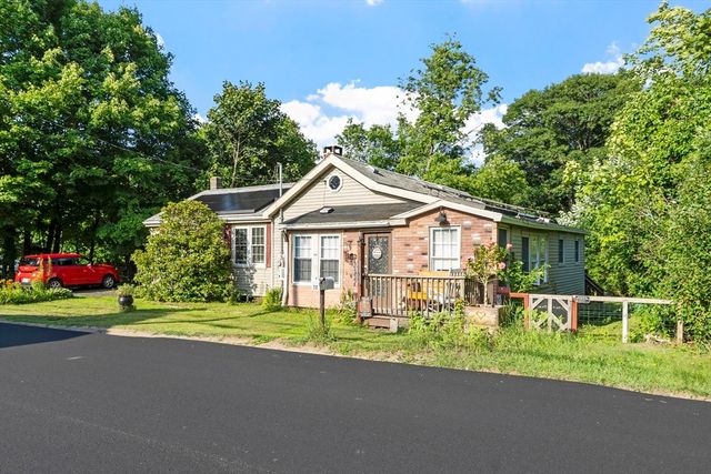 30 Baldwinville Rd, Phillipston, MA 01331