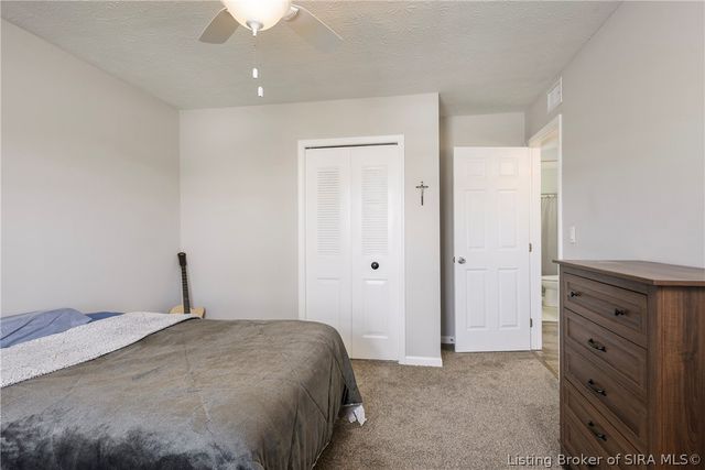 2316 Dunbar Drive, Jeffersonville, IN 47130