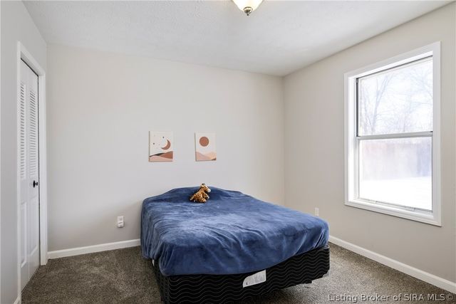 2316 Dunbar Drive, Jeffersonville, IN 47130