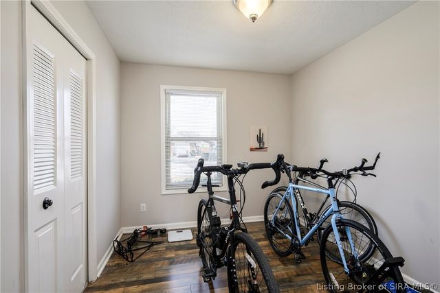 2316 Dunbar Drive, Jeffersonville, IN 47130