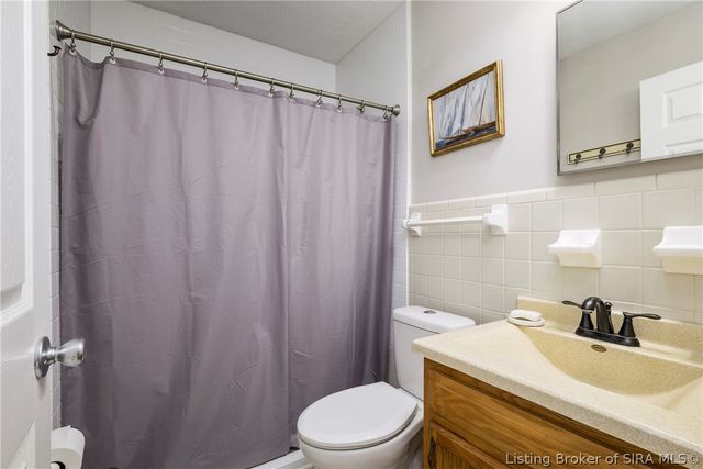 2316 Dunbar Drive, Jeffersonville, IN 47130