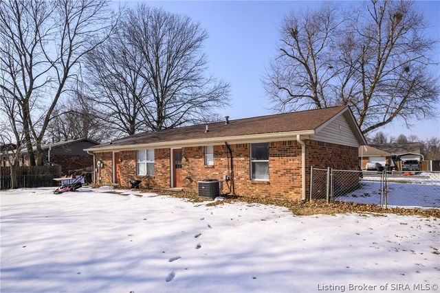 2316 Dunbar Drive, Jeffersonville, IN 47130