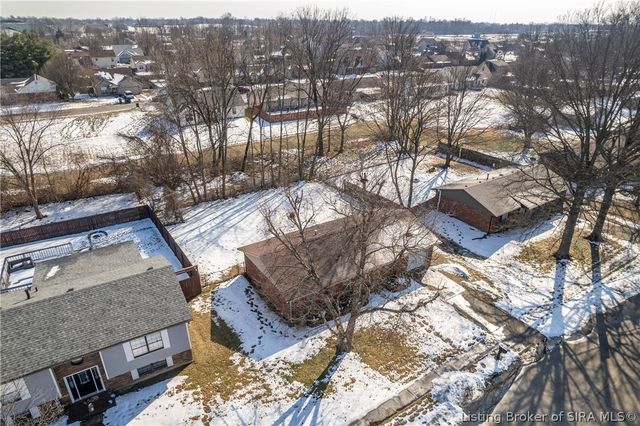 2316 Dunbar Drive, Jeffersonville, IN 47130