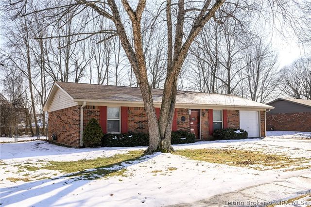 2316 Dunbar Drive, Jeffersonville, IN 47130