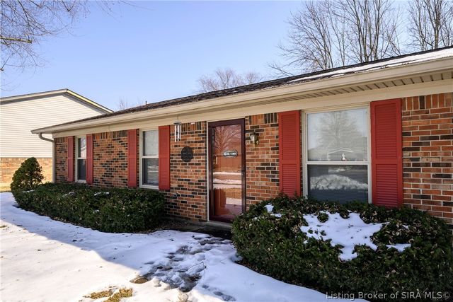 2316 Dunbar Drive, Jeffersonville, IN 47130